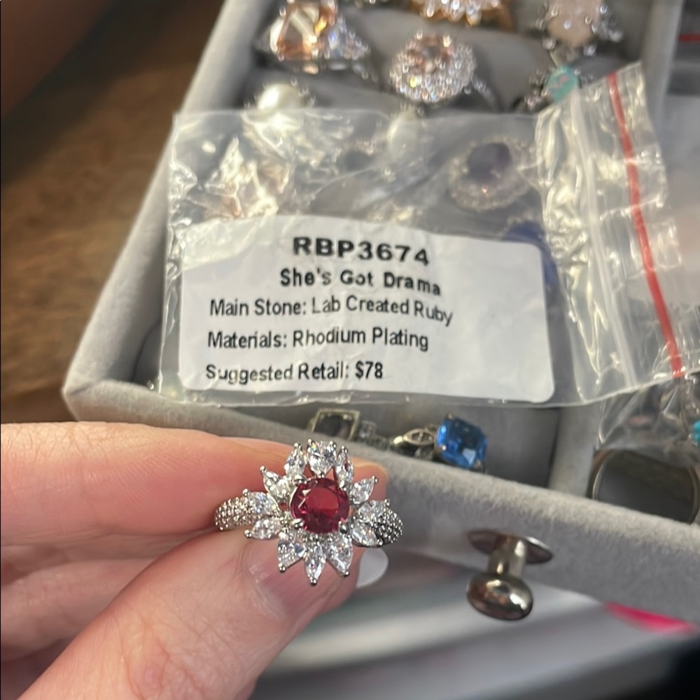 🦋Red and Silver Vintage-Inspired Ruby Ring